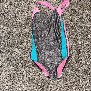 Girls speedo swim suit